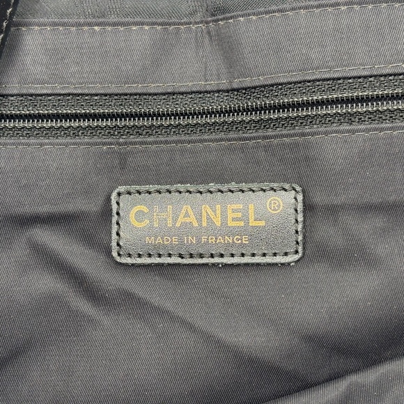 Chanel Black Nylon Travel Line Tote - Picture 12 of 15